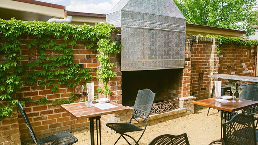  9Inety 2Wo Restaurant Outdoor Dining