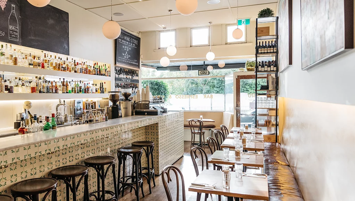 Cru restaurant shop