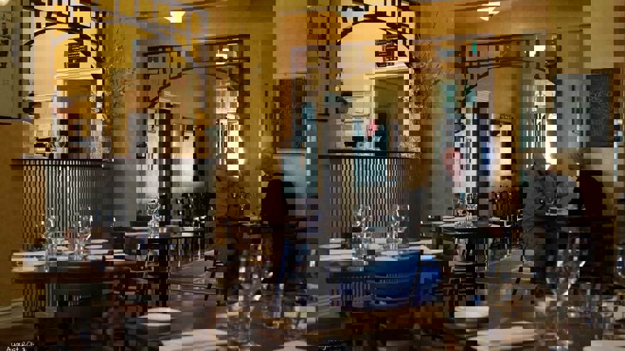 Inside Dining of 1918 Bistro and Grill Restaurant