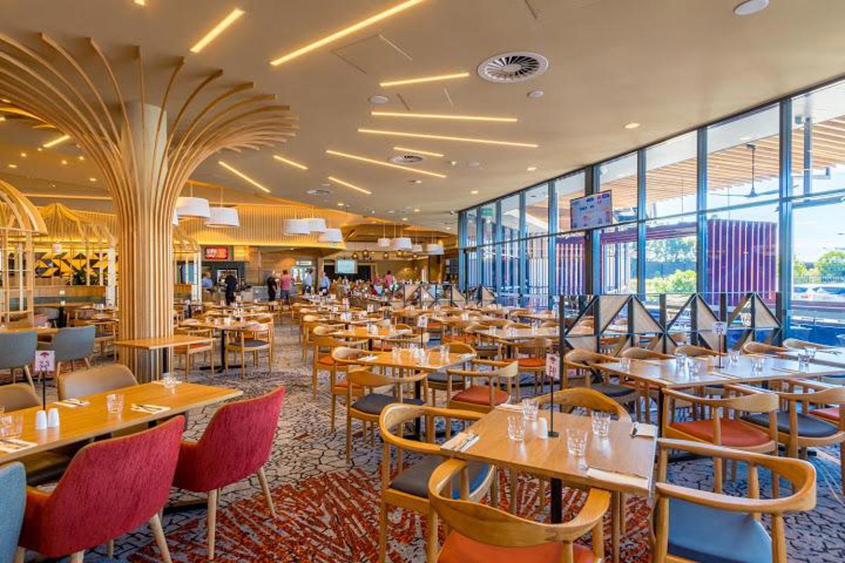 Banyan Restaurant & Deck At North Lakes Sports Club Best Restaurants of Australia