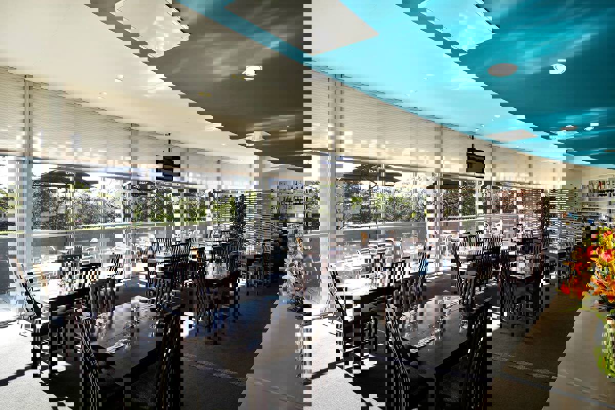 Flight Cafe & Restaurant Travelodge Hobart Airport Best Restaurants