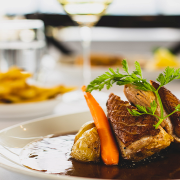 Best Restaurants La Belle Vie 01 470X250