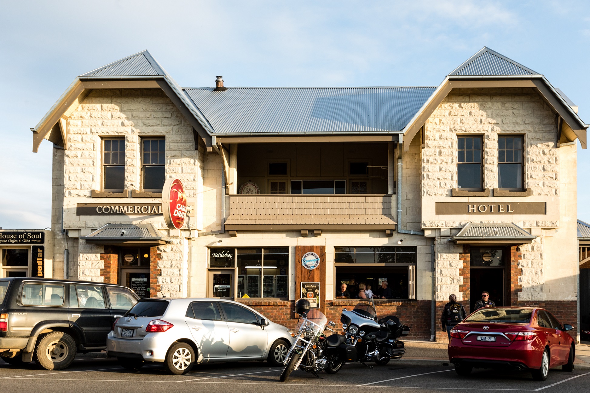 Yarragon Hotel | Best Restaurants Australia