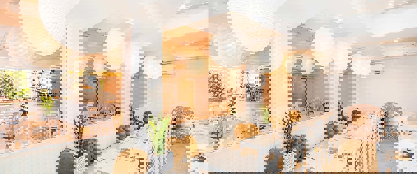 03 The Nuns Pool Cafe Seating