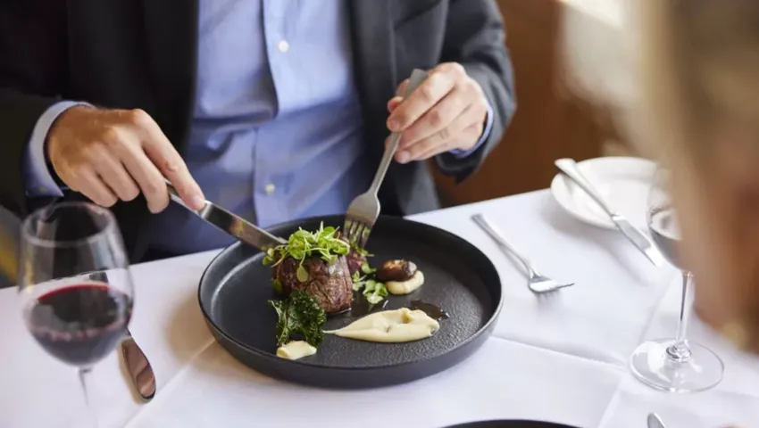 Starlight Dinner Cruise For 2 – Sydney Harbour Food