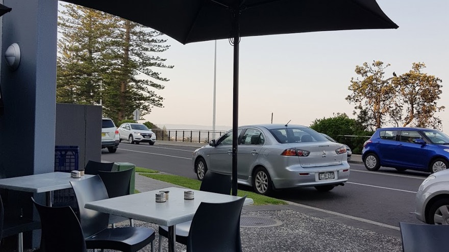 Outdoor dining of aqua restaurant
