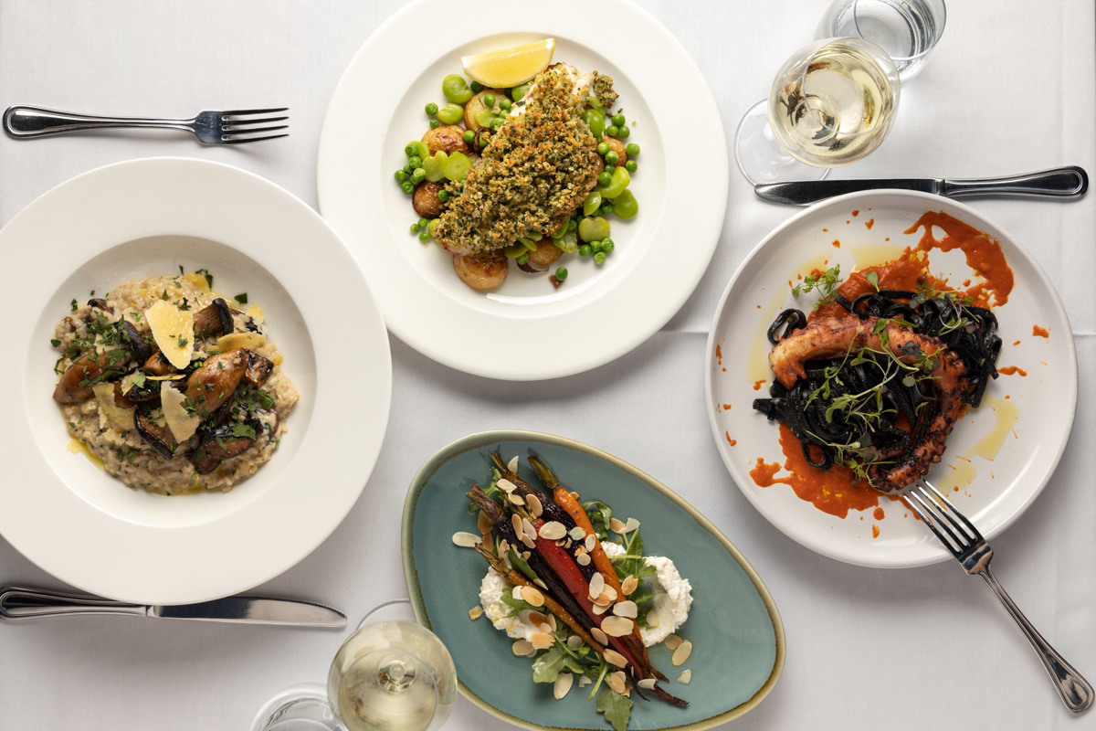 The Promenade Restaurant Stamford Grand Adelaide Best Restaurants