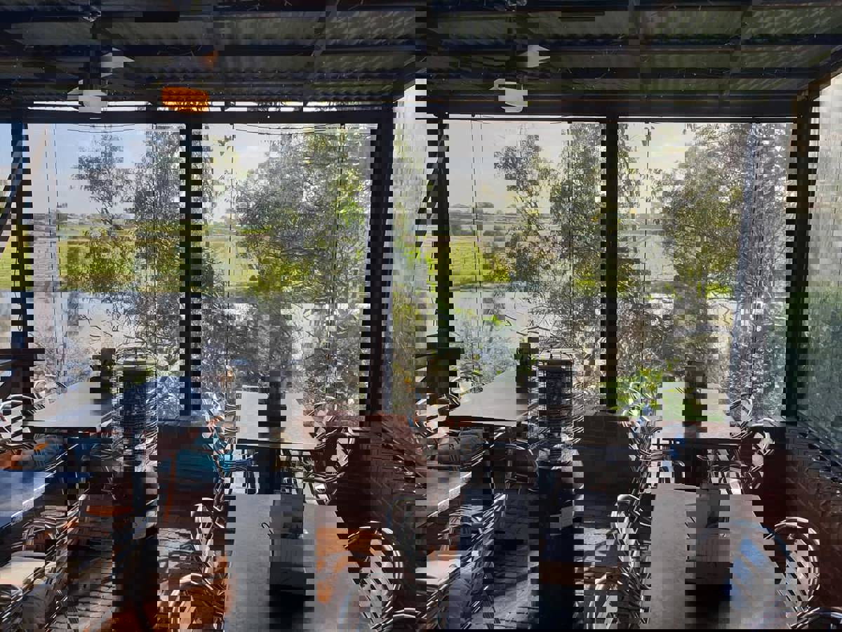 Riverside at Woodbridge Best Restaurants of Australia