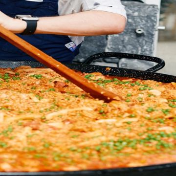 iris-rooftop-paella.jpg
