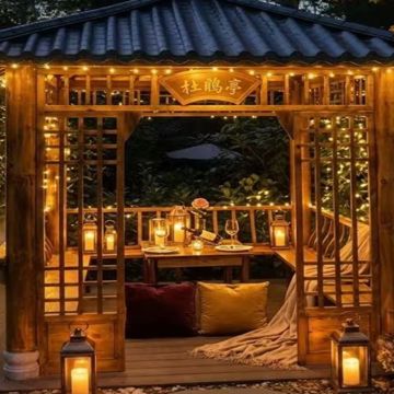 Olinda Teahouse Fairylit Winter