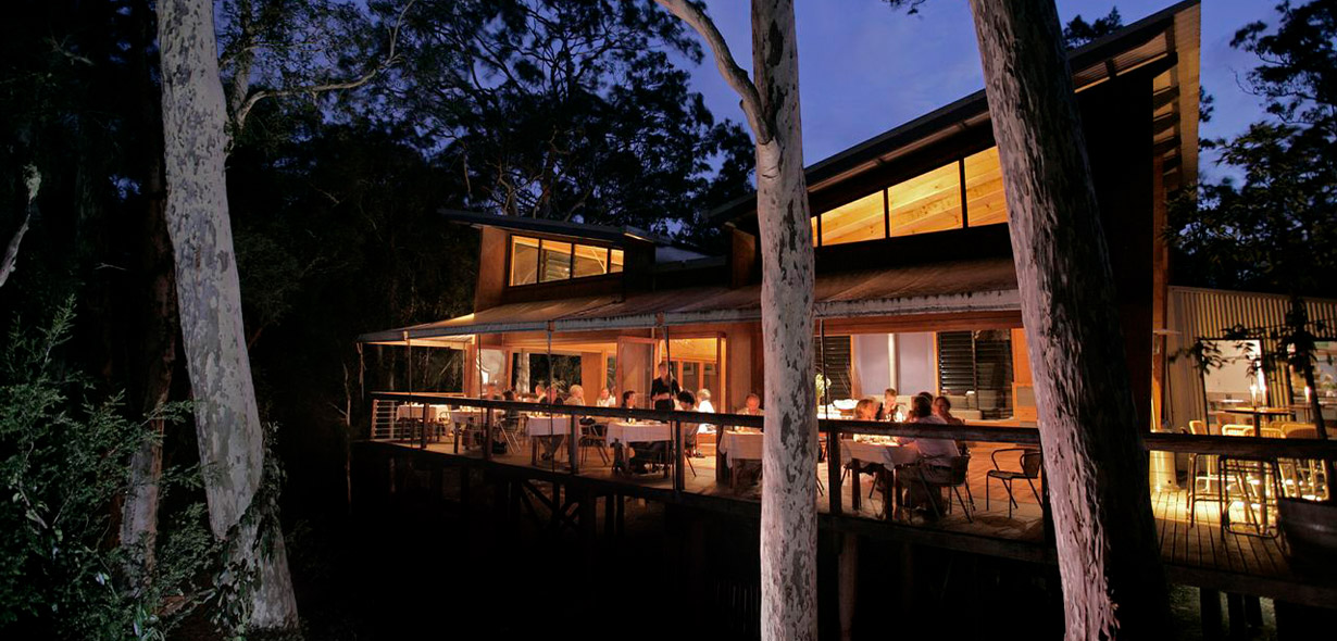 The Gunyah Restaurant at Paper Bark Camp - 2