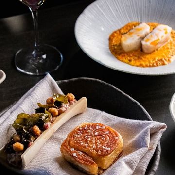 572647165 17984876123914076 8670579532548339578 N (1)