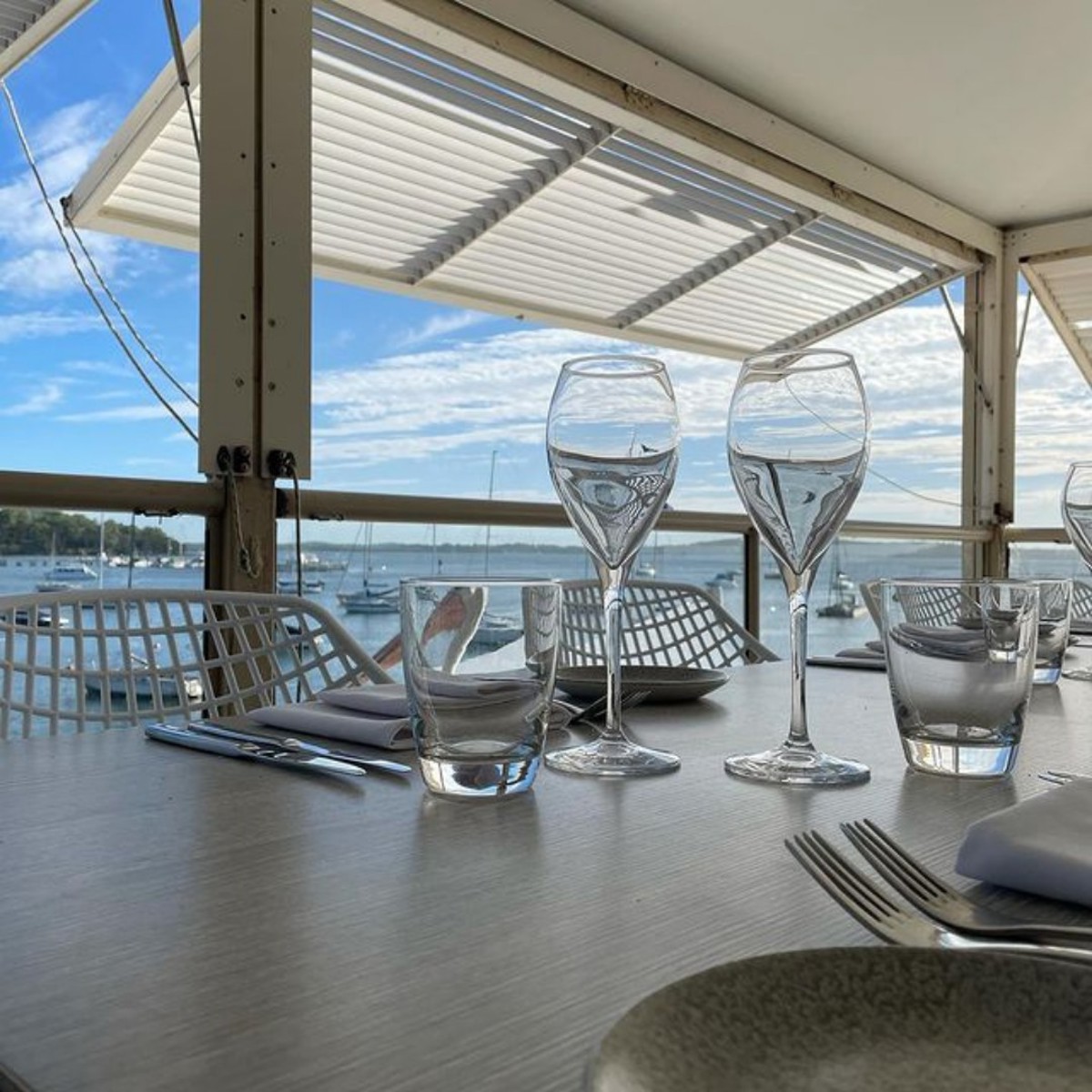 The Point Restaurant Seafood Restaurants Near Me Best Restaurants