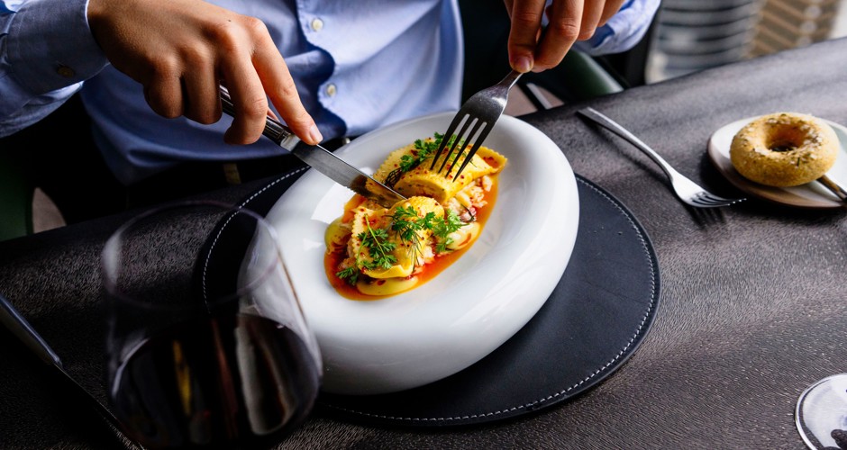 O Bar and Dining - 7